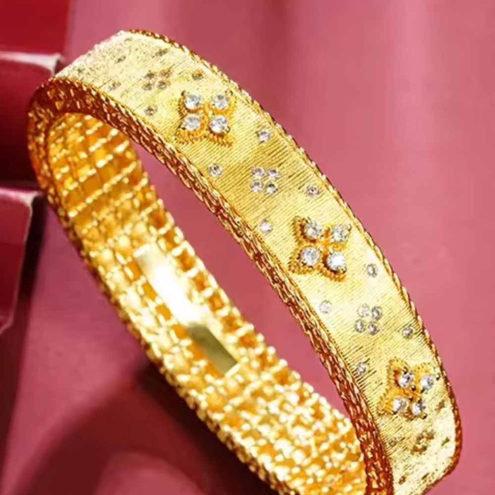 18k Venetian Bangle